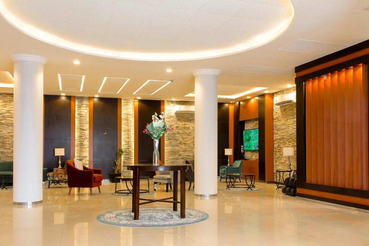 Areen Aparthotel Рияд Екстериор снимка